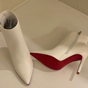 NWT red bottom heels CL look!